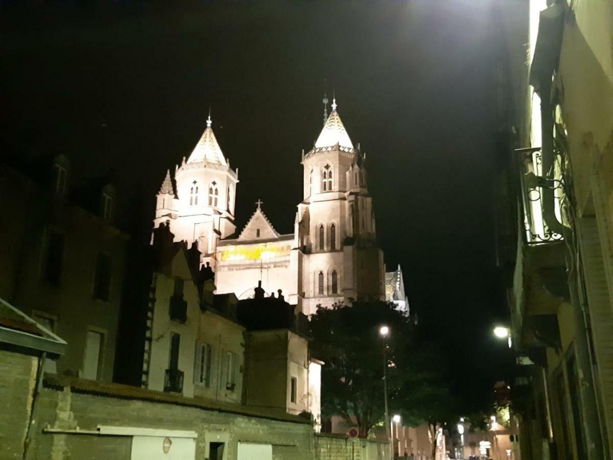Appart Hotel La Chouette 1 Dijon Exterior foto